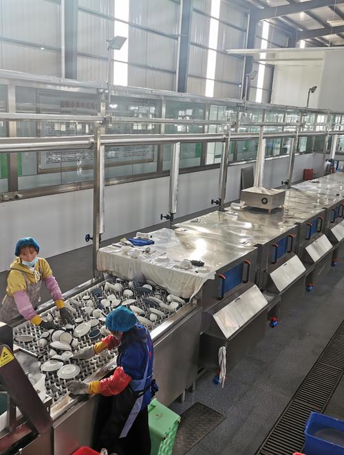 放心用餐不再是奢望![原文:餐具消毒包装一体机的工作.